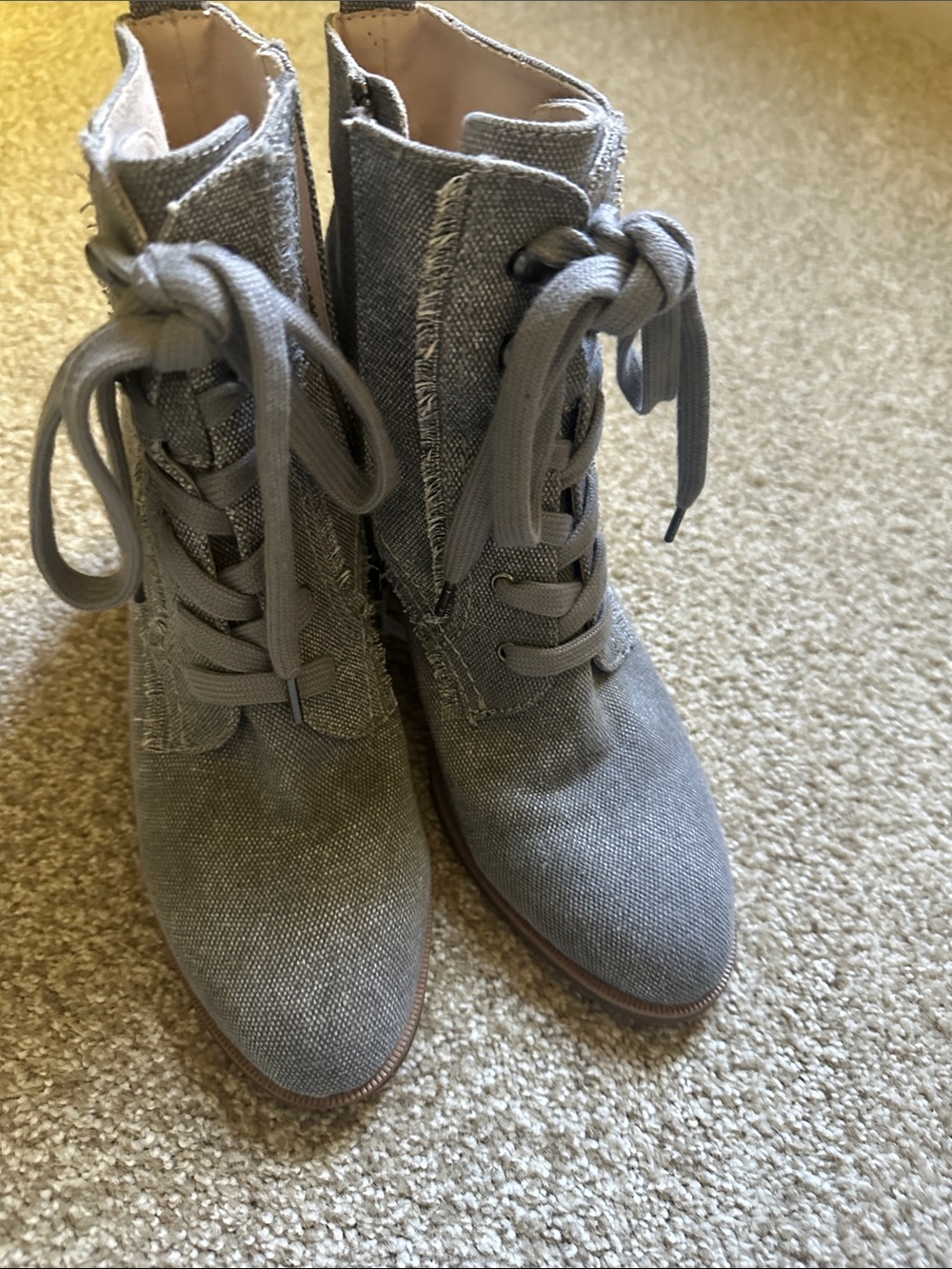 Splendid Gray Lace-Up Ankle Boots
